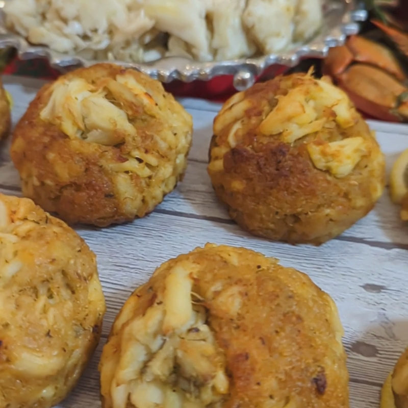 4 oz Chesapeake-Style Classic Crab Cakes